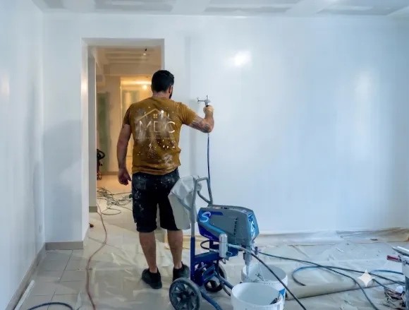 Travaux de peinture intérieure dans une villa à Saint-Tropez par MDC Rénovation